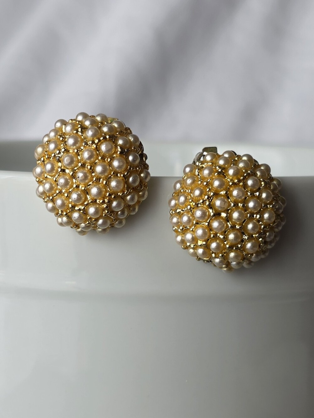 Vintage Faux Pearl Cluster Boquet Earrings Clip On Style Round Domed Button